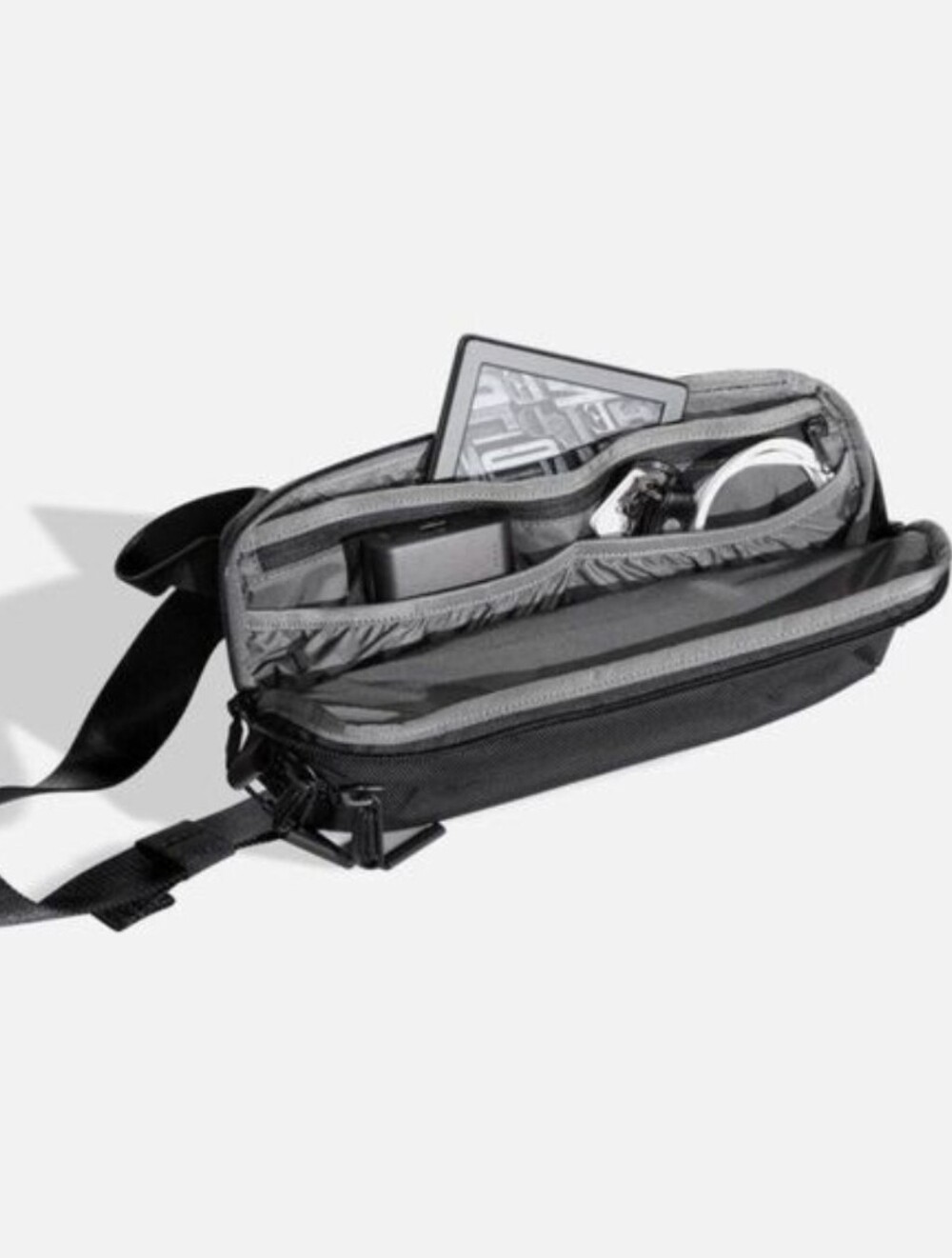 Aer Day Sling 2 Crossbody Travel EDC Bag
